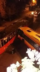 Autobus zderzył się z tramwajem w Grudziądzu [zdjęcia]