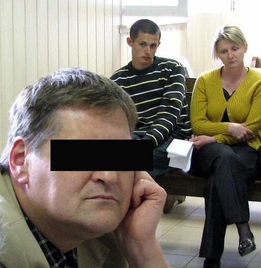 Przez cały proces oskarżony siedział do nas odwrócony plecami - mówi Agnieszka Jantosz (na zdjęciu). Obok niej starszy syn, Sylwek.