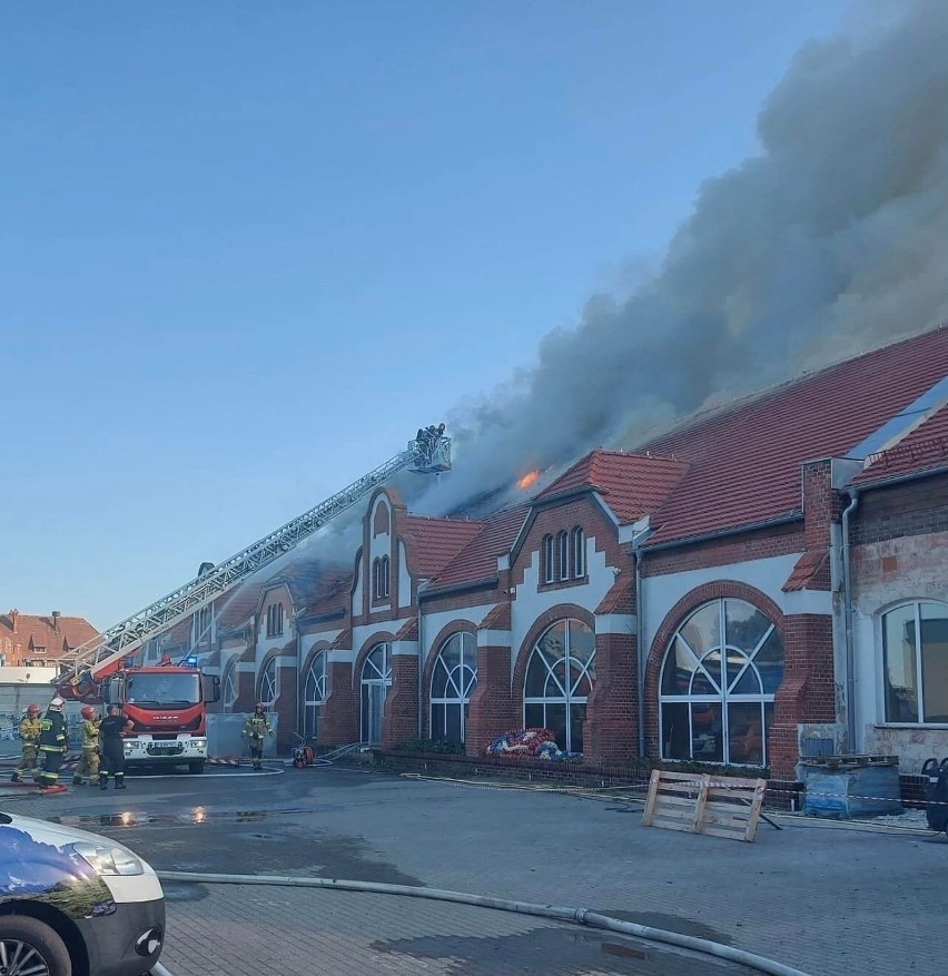 Pożar w budynku krytego basenu we Wrześni wybuchł w środę 20...