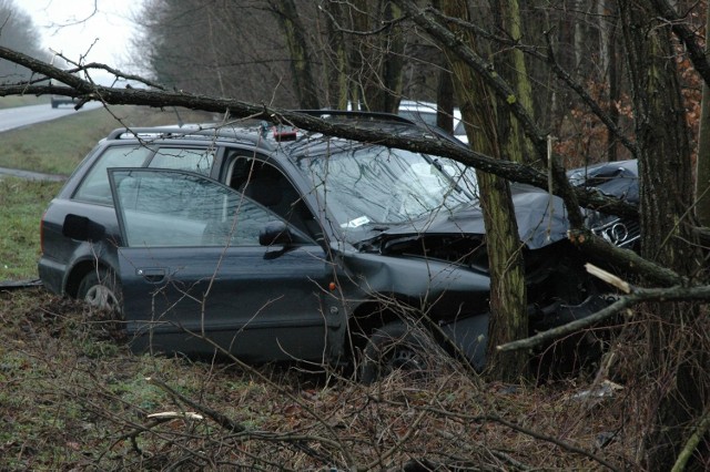 Do wypadku doszło na drodze wojewódzkiej nr 137 w Kunowicach.