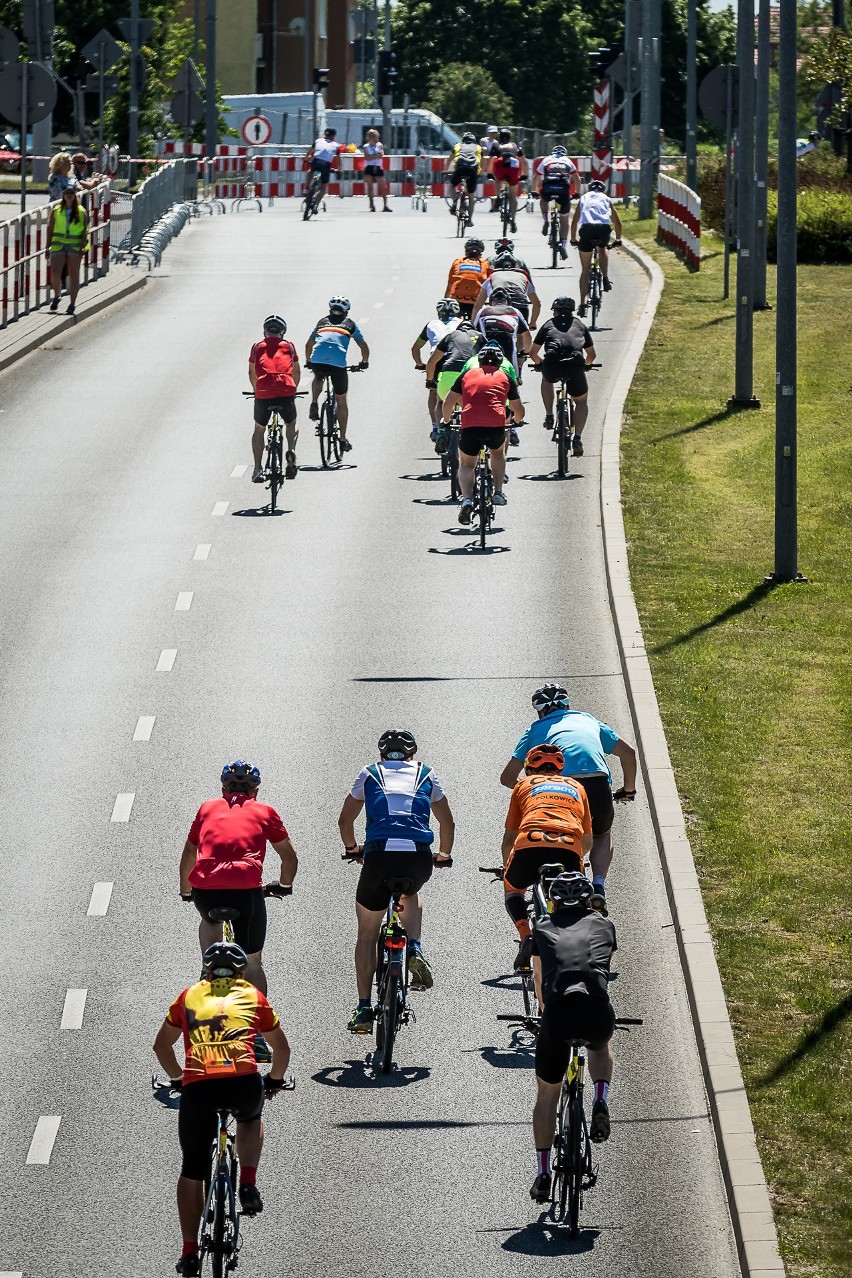 Bydgoszcz Cycling Challenge. Rowerzyści opanowali Trasę Uniwersytecką [WIDEO, ZDJĘCIA]