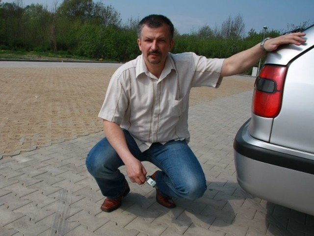 - Nowy parking na razie świeci pustkami - mówi Antoni Kraśnicki, administrator Międzyrzeckiego Ośrodka Kultury.