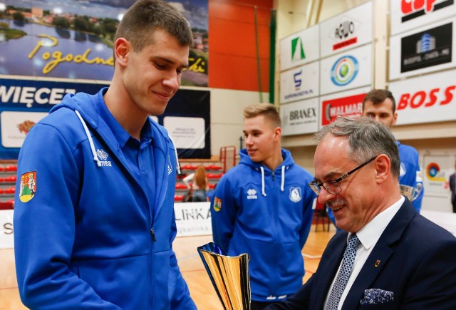 Wojciech Siek jest jednym z czterech środkowych w kadrze Ślepska Suwałki