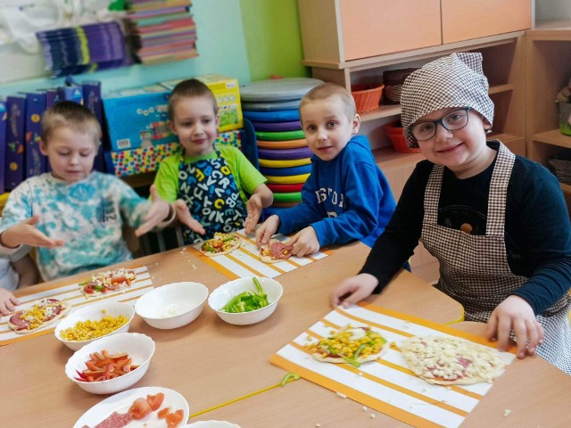 Dzień Pizzy w Przedszkolu Samorządowym im. Jana Pawła II Choroszczy