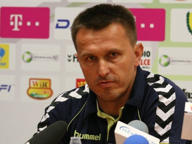 Trener Korony Kielce Leszek Ojrzyński.