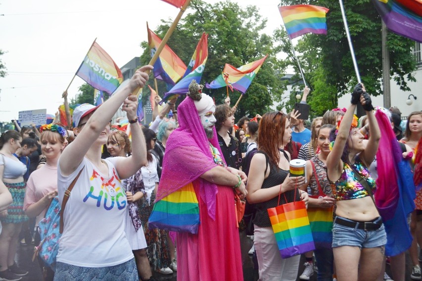 Marsz Równości w Częstochowie przeszedł głównymi ulicami w...