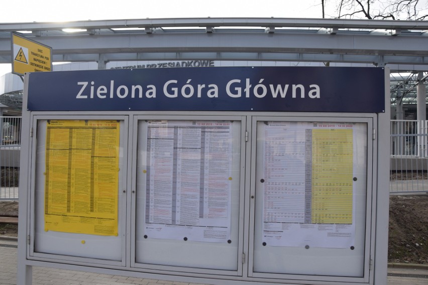Modernizacja peronów na stacji Zielona Góra Główna - luty...