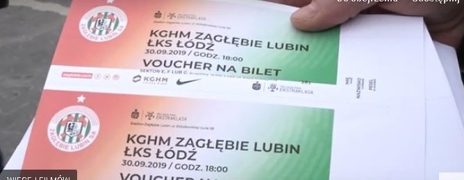 Przed meczem z Zagłębiem. Policja rozdawała bilety na mecz ŁKS