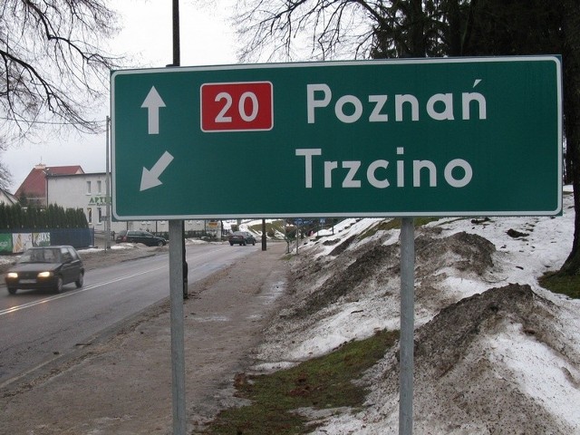 W gminie Miastko nie ma Trzcina, jest Trzcinno. 