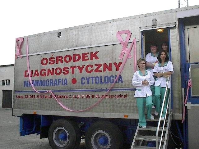 Bezpłatne badania mammograficzne organizowane sa przy współpracy Fundacji "SOS ŻYCIE" z Mielca.