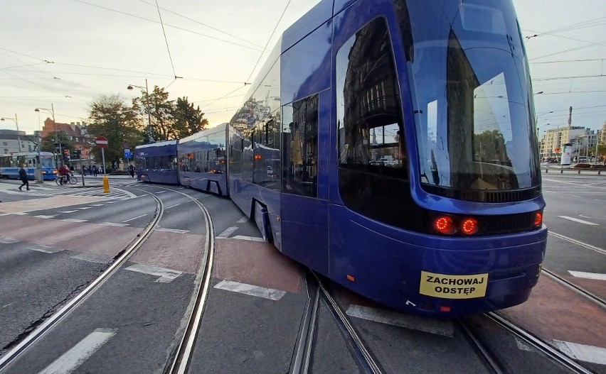 Zepsuty tramwaj zablokował skrzyżowanie