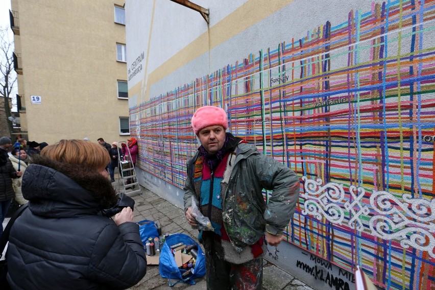 Białystok. Mural „Utkany wielokulturowością” został...