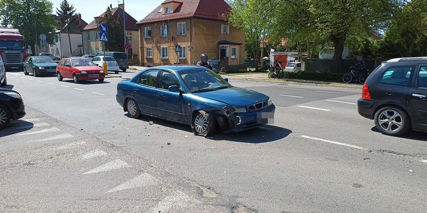 Kolizja w Słupsku na skrzyżowaniu ulic Poznańskiej i Zielonej