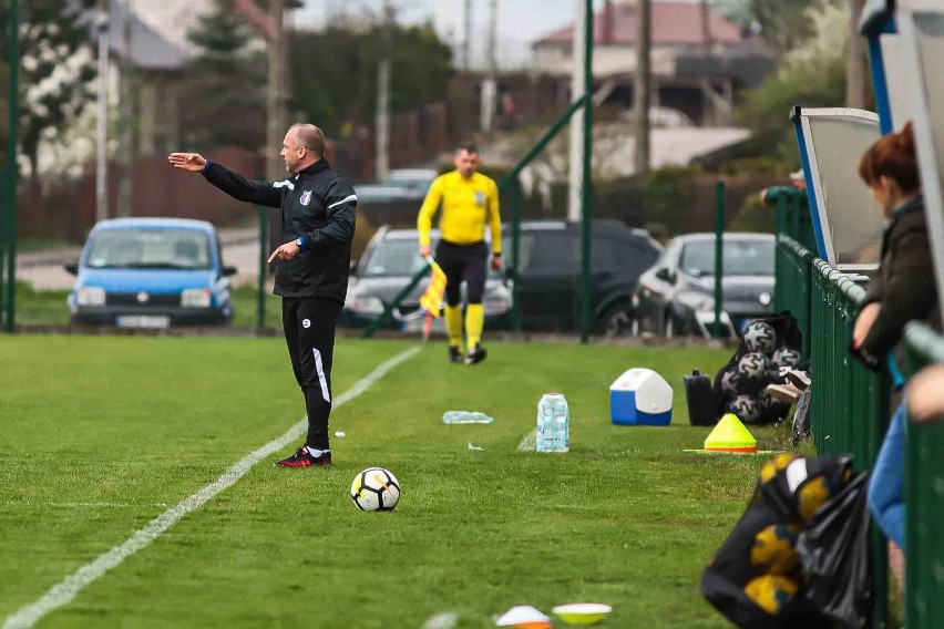 Trener Olimpii Tomasz Kulhawik dostał od zespołu miły...