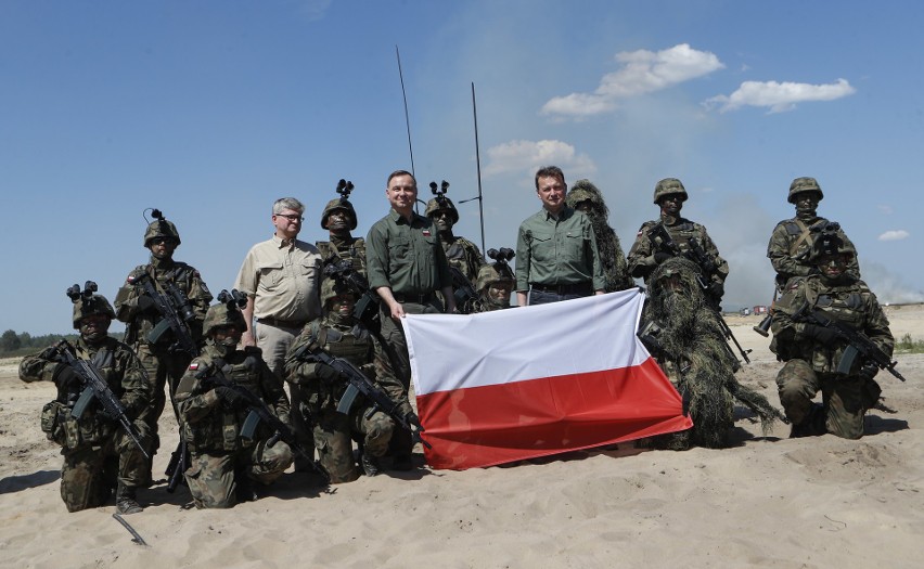 Dziś Prezydent Rzeczypospolitej Polskiej Andrzej Duda oraz...