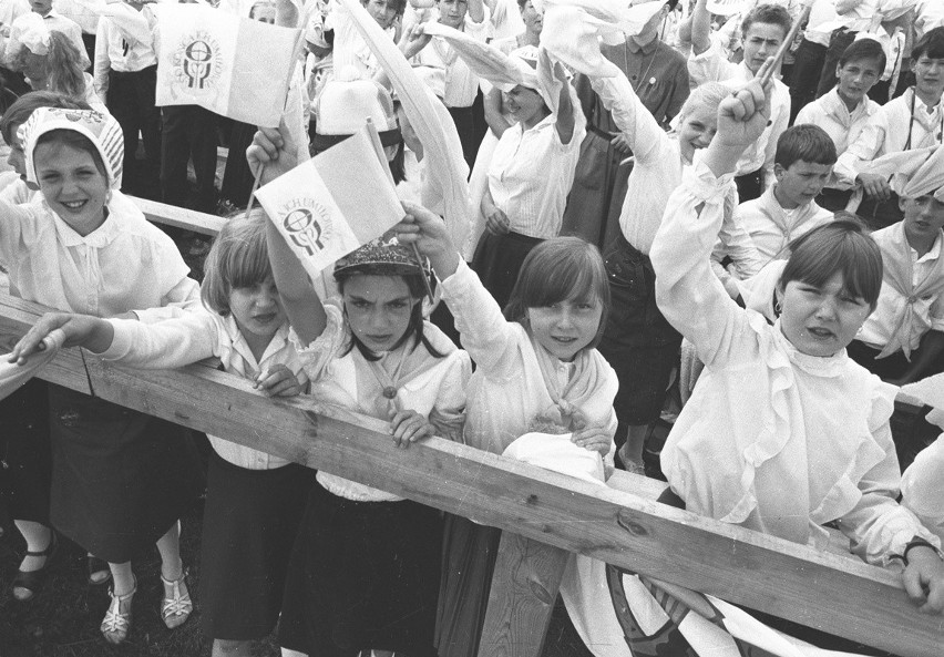 32 lata temu do Łodzi przyjechał papież Jan Paweł II. Zobacz unikalne zdjęcia z tej wizyty!