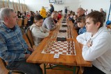 Turniej Królewskie Szachy w Starej Ruskołęce, gm. Andrzejewo, 9.04.2022 rywalizowało prawie 100 szachistów!