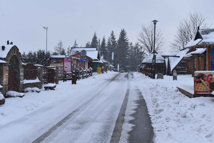 Koronawirus Zakopane. Gubałówka opustoszała, świeci totalnymi pustkami