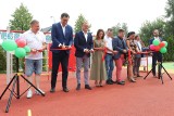 Uroczyste otwarcie nowego placu zabaw przy "czwórce" w Radomiu. Inwestycję zrealizowano w ramach Budżetu Obywatelskiego 
