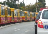 Kobieta wypadła z tramwaju przy zachodniej! Ruch był zablokowany