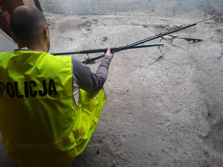 Rypin: w lutym włamali się do garaży w Ostrowitem, a teraz złapała ich policja