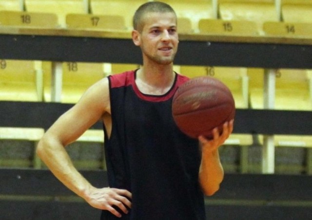 Krzysztof Krajniewski jest pełen zapału do pracy i chce wykorzystać szansę na grę w Tauron Basket Lidze.