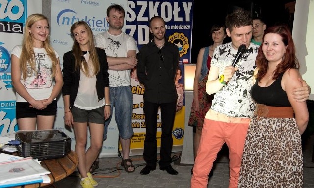Werdykt ogłasza Michał Maiki Trzepałka, prowadzący Karaoke Summer Festival II.