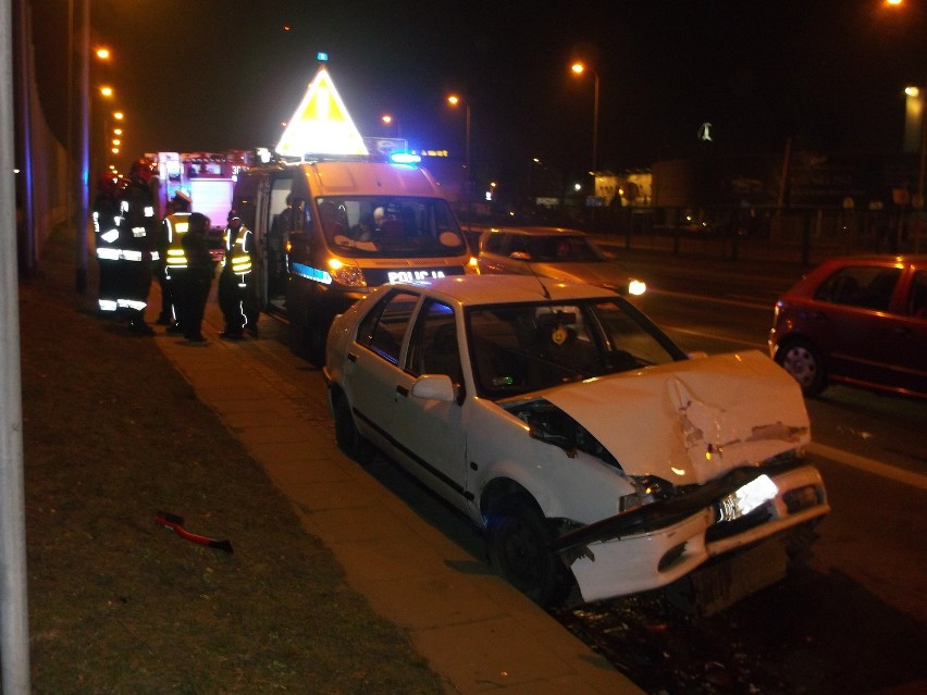 Wypadek na Gądowiance. Jeden z kierowców był pijany (ZDJĘCIA)