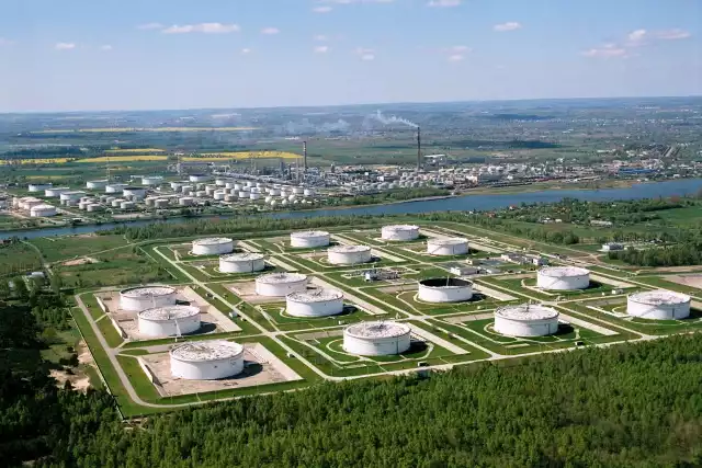 Baza paliwowa PERN w pobliżu gdańskiego portu jest strategicznym elementem systemu bezpieczeństwa energetycznego