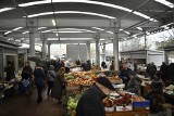 Ceny warzyw i owoców na targowisku Przy Śląskiej w Radomiu w sobotę 9 kwietnia - zobacz zdjęcia