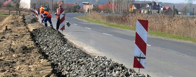 Modernizacja drogi powiatowej od Stalowej Woli do Pysznicy zakończy się w lipcu.
