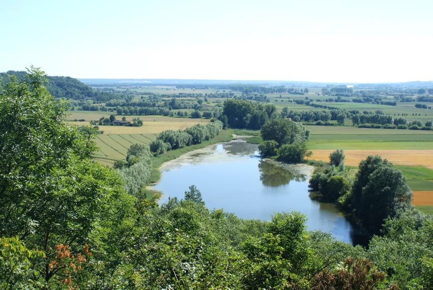 Widok z Góry św. Wawrzyńca - z majdanu dawnego grodu - na...