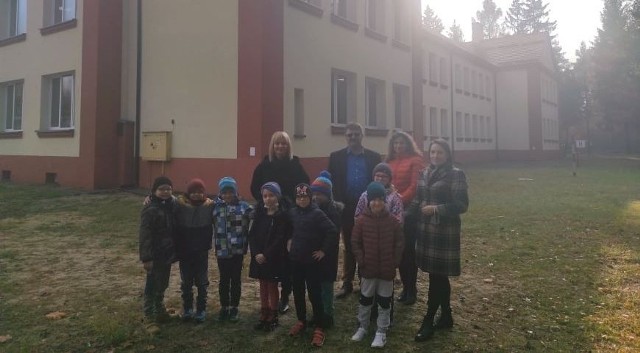 Przy Szkole Podstawowej nr 1 w Stąporkowie powstanie nowa sala gimnastyczna oraz siłownia zewnętrzna.
