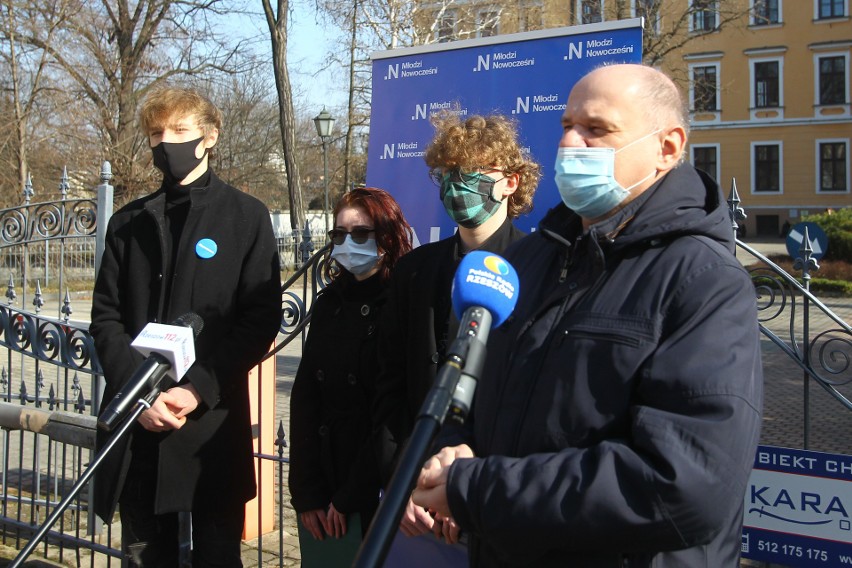 Młodzi z podkarpackiej Nowoczesnej chcą rozdziału kościoła od państwa i bronią tęczowej Maryjki [WIDEO]