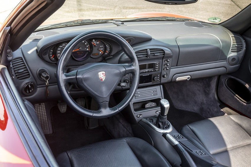 Kiedy w 1997 roku debiutowało pierwsze Porsche 911 chłodzone...