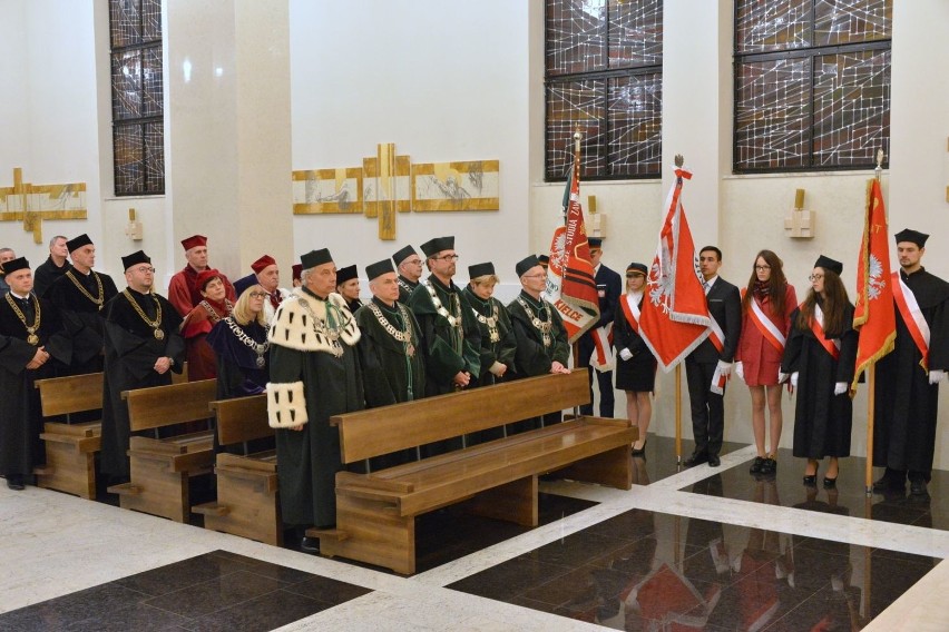 Uroczysta msza święta na inaugurację roku akademickiego w Kielcach