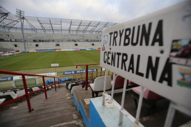 Nowy stadion im. Ernesta Pohla w Zabrzu ma pomieścić ok. 30 tys. kibiców. Przebudowa rozpoczęła się jesienią 2011 roku