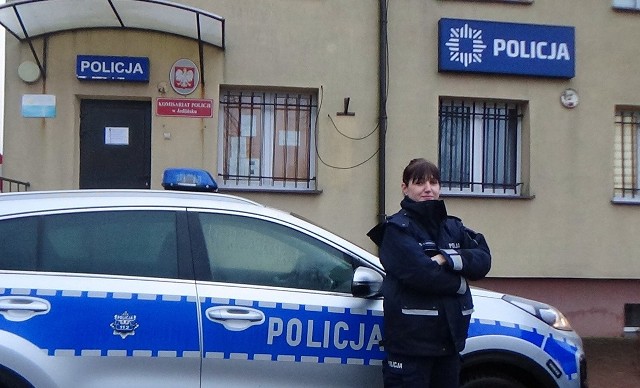 Sierżant sztabowa Dagmara Komorowska z Komisariatu Policji w Jedlińsku  w trakcie powrotu do domu, ruszyła z pomocą chłopcu, który przestał oddychać.