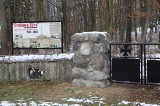 Nowa brama i tablica informacyjna stanęły na cmentarzu wojennym w Starej Gadce