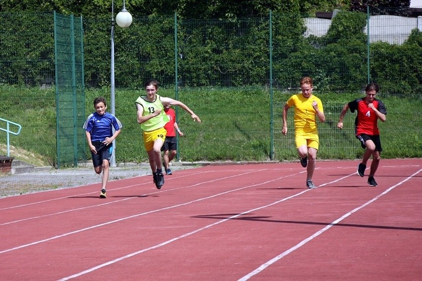 Zawody w czwórboju zakończyły rywalizację sportową szkół podstawowych w Skarżysku-Kamiennej [ZDJĘCIA]