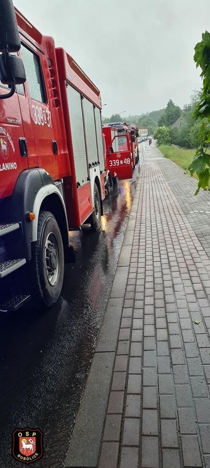 Wypadek na drodze krajowej nr 11 w miejscowości Przydargiń. Dwie osoby poszkodowane