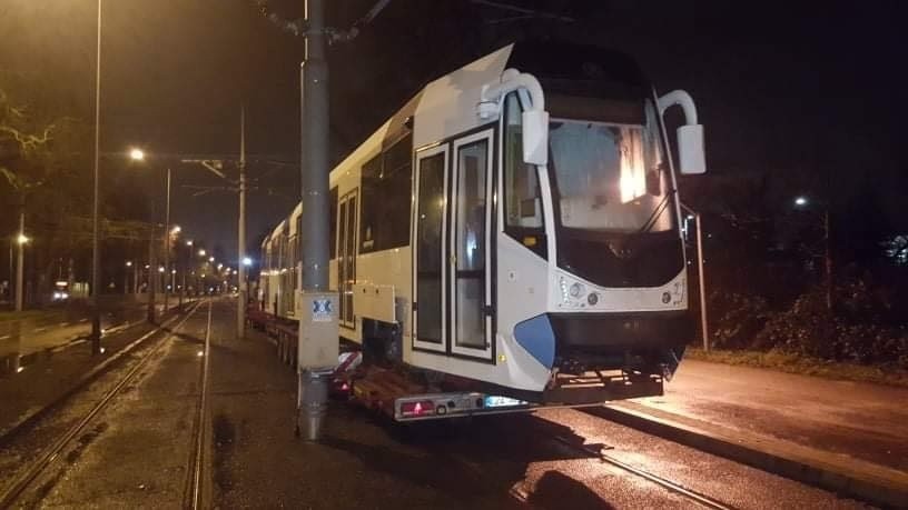 Komunikacja miejska w Szczecinie. Dwa nowe tramwaje dwukierunkowe wyjadą na tory za kilka tygodni 