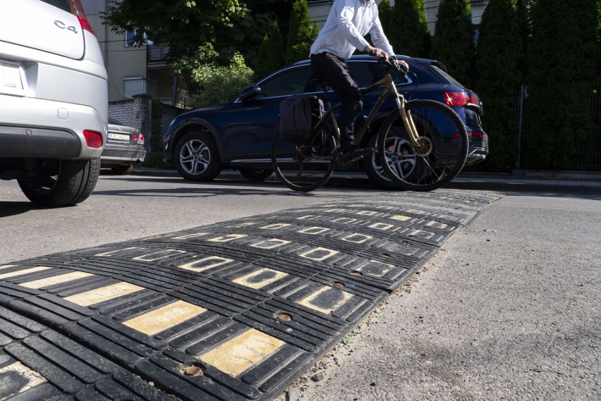 Kraków. Śmiertelny wypadek podczas jazdy hulajnogą ul. Zarzecze