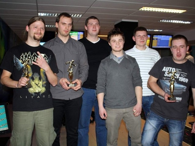 Najlepsi w bowlingu w Starachowicach &#8211; finałowa szósta panów.