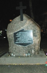 Augustów. Odsłonięcie pomnika ofiarom katastrofy smoleńskiej