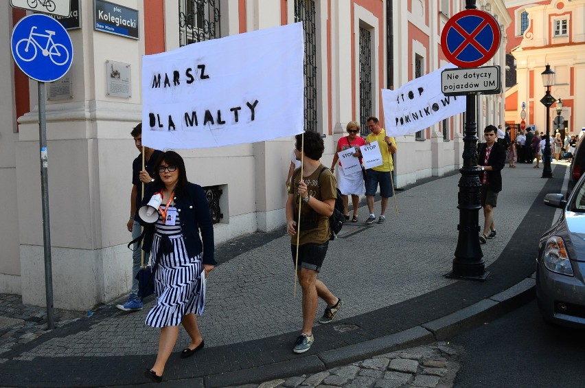 Pomnik Wdzięczności w Poznaniu: Marsz przeciwników