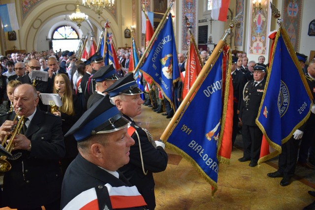 3 Maja w kościele w Białobrzegach była odprawiona uroczysta msza święta z okazji rocznicy uchwalenia Konstytucji 3 Maja i jubileuszu Orkiestry Dętej OSP w Białobrzegach.