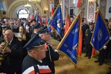 Uroczystości 3 maja w Białobrzegach. Była msza, złożenie kwiatów. Orkiestrą Dęta OSP świętowała 110-lecie, był przemarsz ulicami. Zobacz