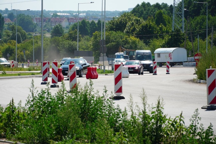 Przebudowa skrzyżowania al. Jana Pawła II z ul. Narodowych...