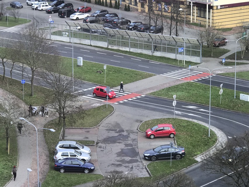 Potrąceń pieszych przybywa w Słupsku. Będzie więc doświetlenie dodatkowych przejść dla pieszych jeszcze w tym roku [ZDJĘCIA]